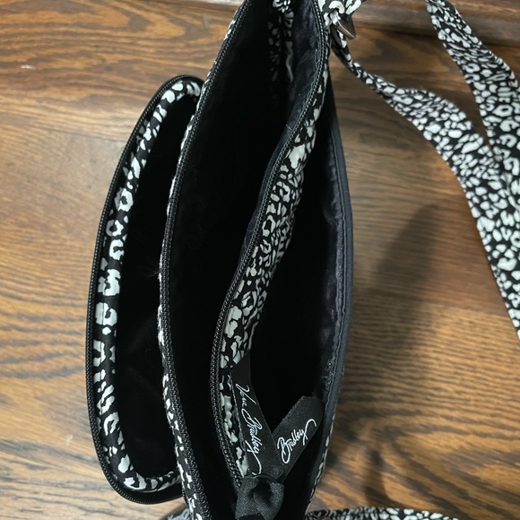 Vera Bradley Crossbody Bag and Small Wallet - Picture 5 of 8